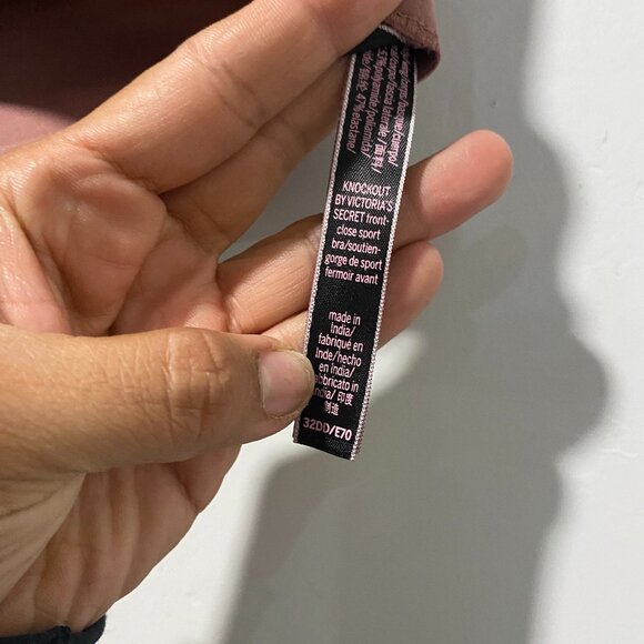 Knockout by Victoria's Secret Long Line Front Close Sports Bra Top Size 32DD - Picture 3 of 5